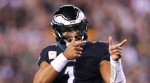 QB Jalen Hurts celebrates in the Eagles’ win against the Packers